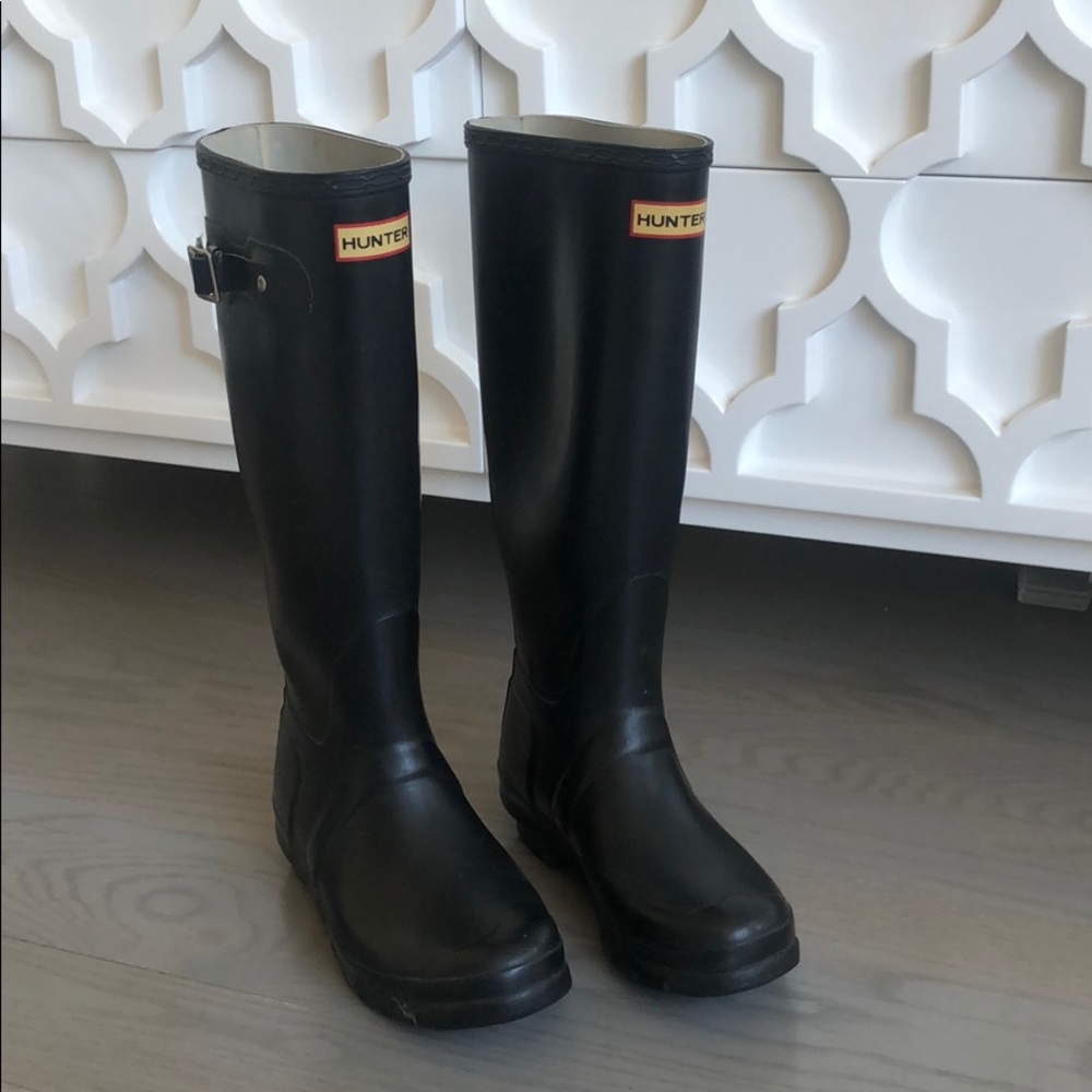 Hunter women’s Rain boots size 8
